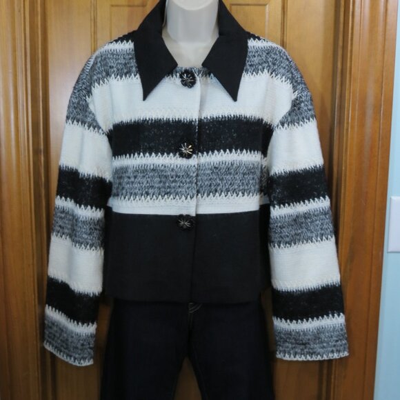 NWOT Elena Wang Black & White Collared Jacket Stripe Lined Unique Buttons Large - Picture 8 of 11